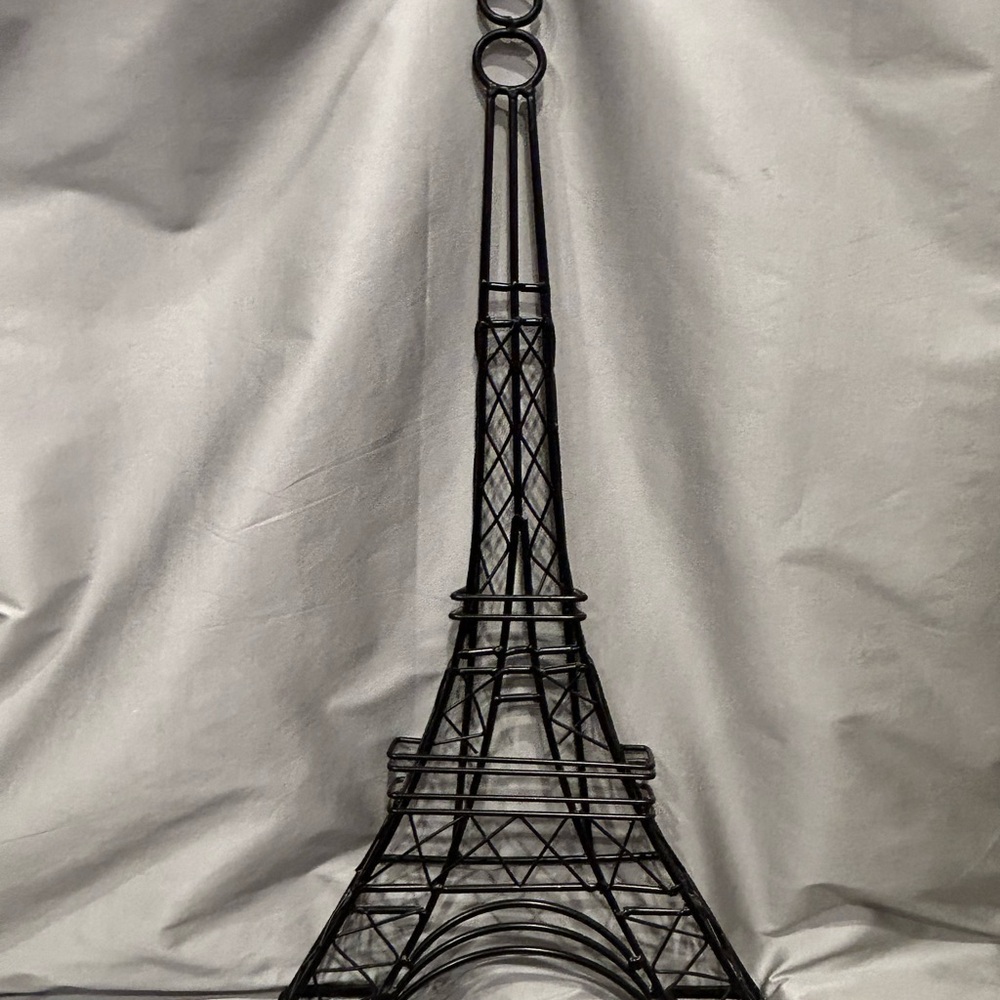 Black Eiffel Tower Wire Sculpture